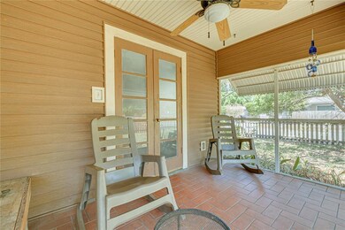 1500 11th Ave N, Saint Petersburg, FL 33705 - photo 4