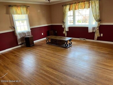 139 Miles Standish Rd, Schenectady, NY 12306 - photo 2