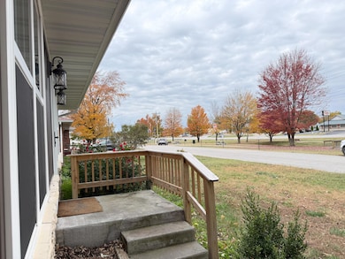 411 E Sloan Ave, Mount Vernon, MO 65712 - photo 3