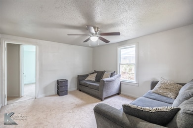 818 Ballinger St, Abilene, TX 79605 - photo 2