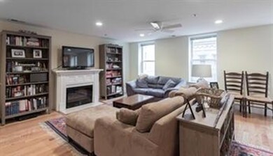 67 Broad St unit 5, Boston, MA 02109 - photo 4