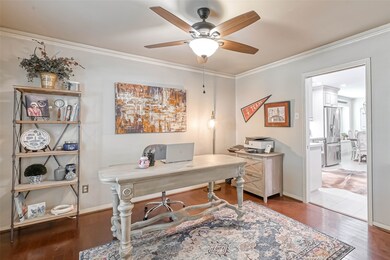 13303 Saint Marys Ln, Houston, TX 77079 - photo 5