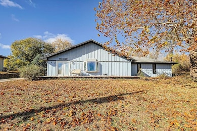 9506 SW Punzo Rd, Saint Joseph, MO 64504 - photo 3