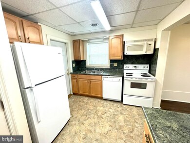 534 Warm Spring Rd unit 4, Chambersburg, PA 17202 - photo 6