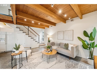 714 NE 61st Place, Portland, OR 97213 - photo 6