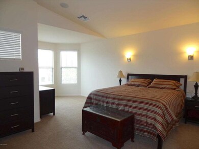 Huge Master Suite Has Bayed Sitting Area