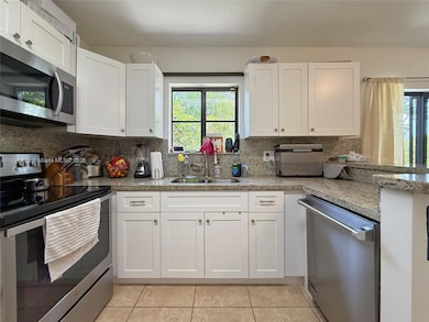 22901 SW 88th Place unit 101, Cutler Bay, FL 33190 - photo 6