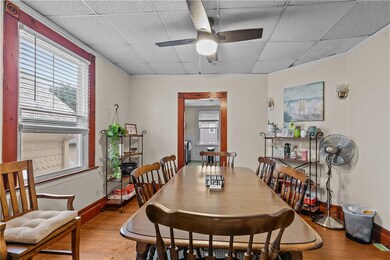 31 W Narragansett Ave unit 2, Newport, RI 02840 - photo 5