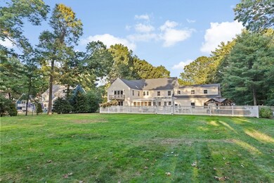 22 Fairway Ln, Pembroke, MA 02359 - photo 3