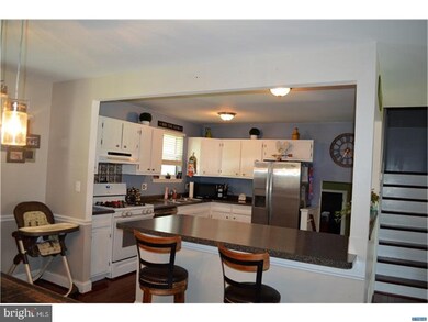 525 Garrick Rd, Hockessin, DE 19707 - photo 3