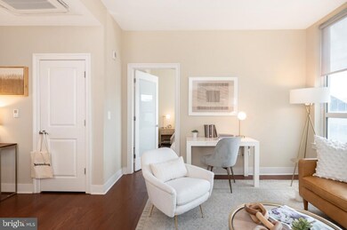 20-21 Arch St unit 1211, Philadelphia, PA 19103 - photo 2