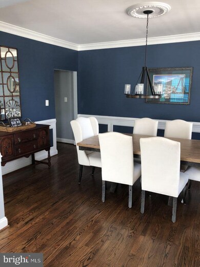 22943 Goldenrod Dr, Ashburn, VA 20148 - photo 5