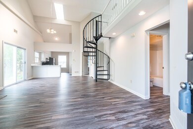 20210705-613-Princeton-Cir-blondell-real