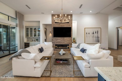 3626 N Mohave Way, Scottsdale, AZ 85251 - photo 2