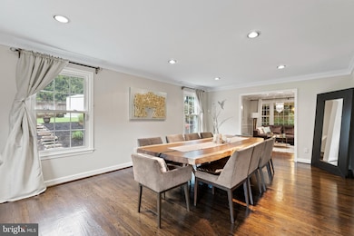 8421 Kingsgate Rd, Potomac, MD 20854 - photo 3