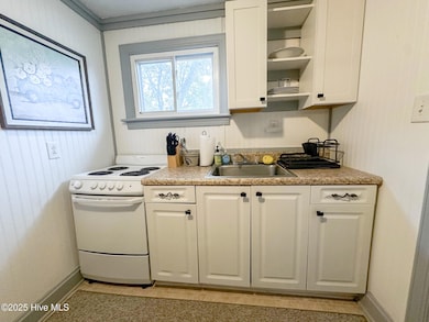 411 George St unit 4, New Bern, NC 28560 - photo 5