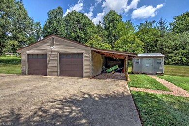 3436 Wilkesboro Hwy, Statesville, NC 28625 - photo 5