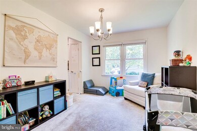 9905 Rand Dr, Burke, VA 22015 - photo 6