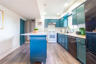 44455 Hanstead Ave, Lancaster, CA 93535 - photo 2