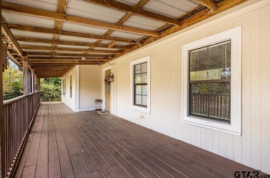 204 W Tarbutton St, Troup, TX 75789 - photo 4