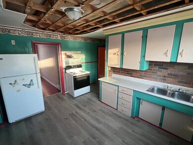 Unit 1 Kitchen