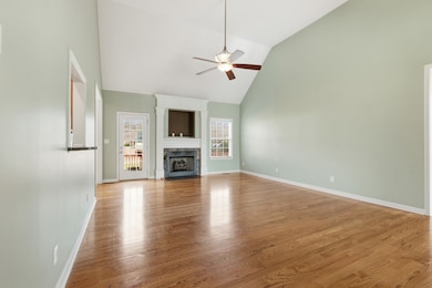 2706 Maylon Dr, Murfreesboro, TN 37128 - photo 6