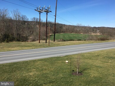 1324 Hollywell Ave, Chambersburg, PA 17201 - photo 3