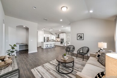 10211 Coyote Run, San Antonio, TX 78254 - photo 3