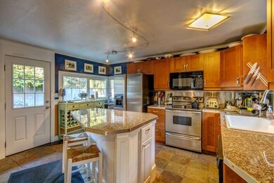 9207 244th St SW, Edmonds, WA 98020 - photo 3