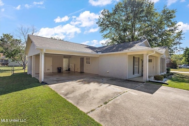 5046 Raintree Dr, Byram, MS 39272 - photo 3