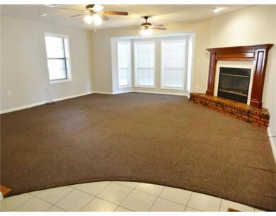 680 Goodacre St, Pineville, LA 71360 - photo 4