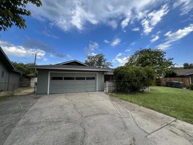 2365 Jubilant Ave, Medford, OR 97504 - photo 2