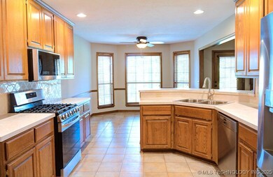 20062 S River Ranch Rd W, Claremore, OK 74019 - photo 3