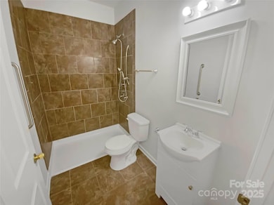 1913 Nigel Ct, Charlotte, NC 28213 - photo 7