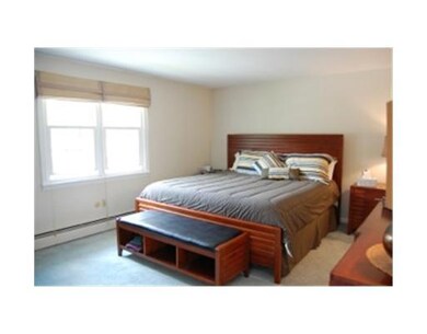 63 Oakwoods Dr, Wakefield, RI 02879 - photo 7