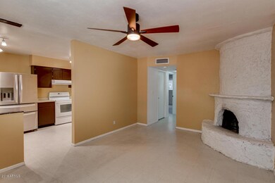 3626 N 37th St unit 15, Phoenix, AZ 85018 - photo 4