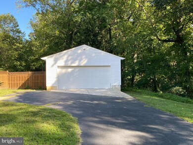 23328 Town Creek Dr, Lexington Park, MD 20653 - photo 2