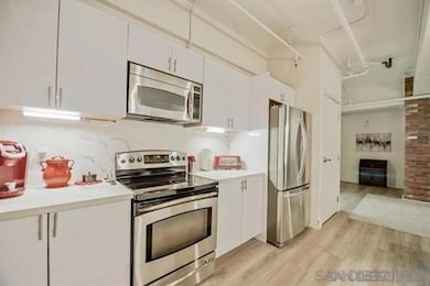 950 6th Ave unit 211, San Diego, CA 92101 - photo 2