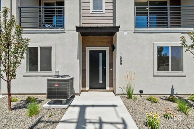 1715 S Rock View Ln, Boise, ID 83705 - photo 3