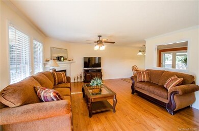 151 Morrison Creek Rd unit 143, Statesville, NC 28625 - photo 6