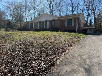 206 Parkview Dr, McMinnville, TN 37110 - photo 5