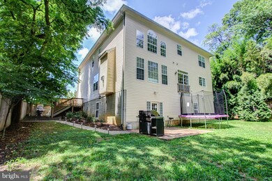 2914 Popkins Ln, Alexandria, VA 22306 - photo 3