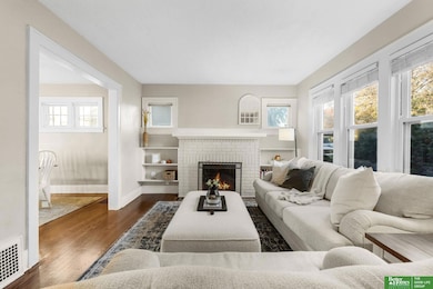 4405 Woolworth Ave, Omaha, NE 68105 - photo 7