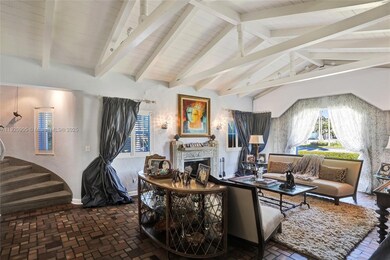 940 Hollywood Blvd, Hollywood, FL 33019 - photo 2