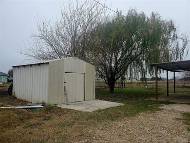622 W Pecan Tree Rd, Waxahachie, TX 75167 - photo 6