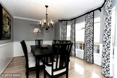 6421 Grateful Heart Gate, Columbia, MD 21044 - photo 2