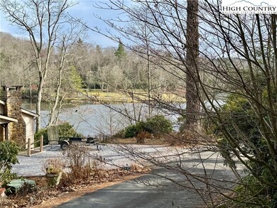 70 Holly Loop, Newland, NC 28657 - photo 2