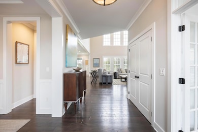 7030 Hanbys Loop-002