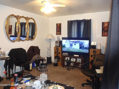 902 W Lapeer St, Lansing, MI 48915 - photo 5