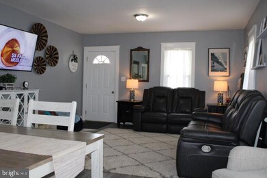 400 W 3rd Ave, Runnemede, NJ 08078 - photo 3